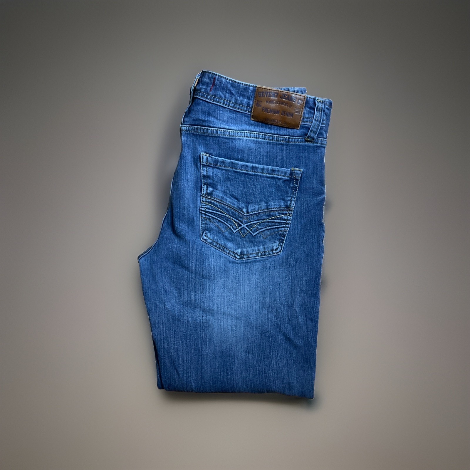 Seven7 Mens Straight Fit Jeans Medium Wash Blue Denim W32 L30 Stretch Pants